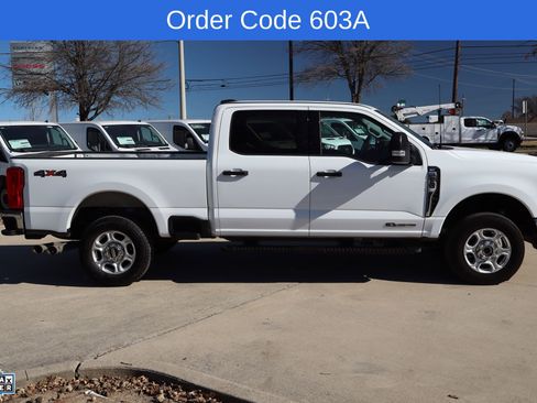 Used 2025 Ford F250 XLT image 2