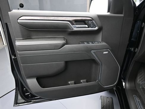 Used 2024 Chevrolet Silverado 1500 LTZ w/ LTZ Premium Package image 13