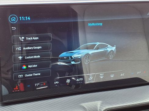 Used 2025 Ford Mustang Coupe image 12