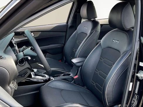 Used 2021 Kia Forte GT-Line image 15