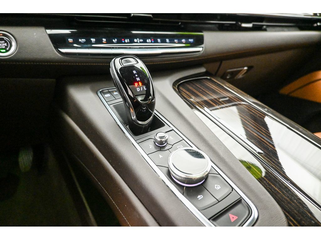 Used 2021 Cadillac Escalade Sport w/ Driver Assist Tech Package AWD/4WD image 16