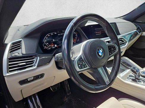 Used 2022 BMW X6 M50i w/ Executive Package image 9