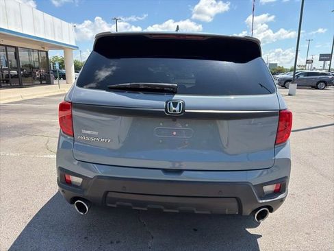 Used 2022 Honda Passport EX-L image 5