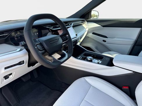New 2026 Jeep Cherokee Overland AWD/4WD image 33