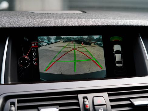 Used 2015 BMW 535d Sedan image 17