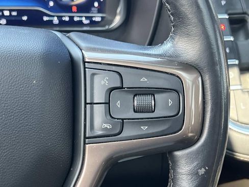 Used 2023 Chevrolet Tahoe High Country w/ Premium Package 2 AWD/4WD image 25