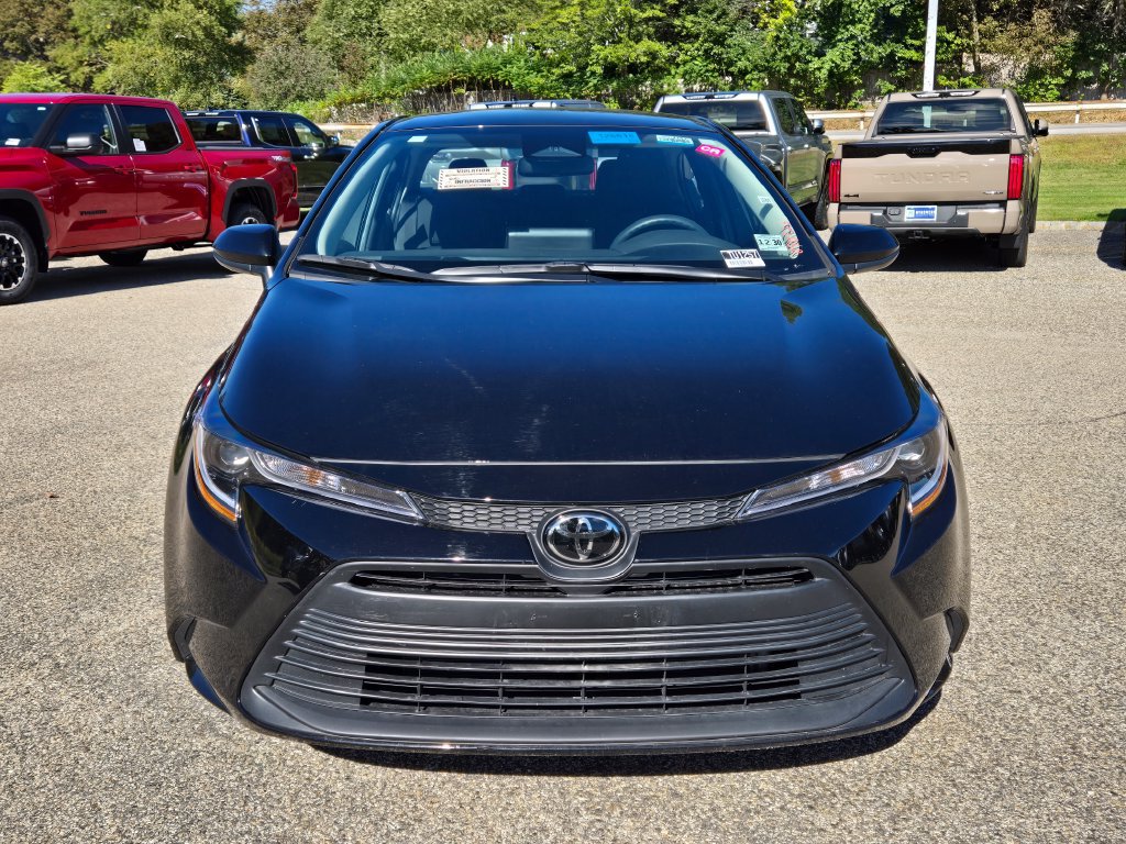 Used 2026 Toyota Corolla LE FWD image 9