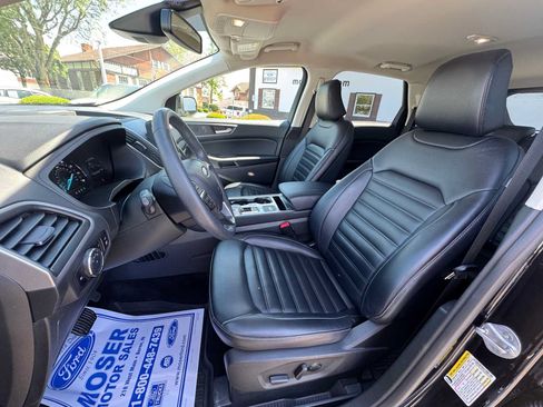 Used 2024 Ford Edge SEL w/ Convenience Package AWD/4WD image 4