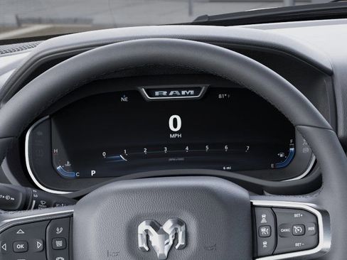 New 2026 RAM 1500 4x4 Crew Cab image 17