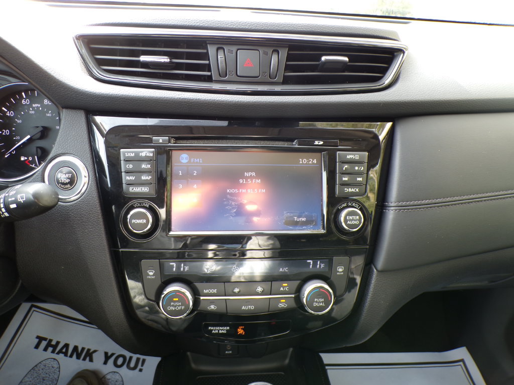 Used 2017 Nissan Rogue SL w/ SL Premium Package AWD/4WD image 26