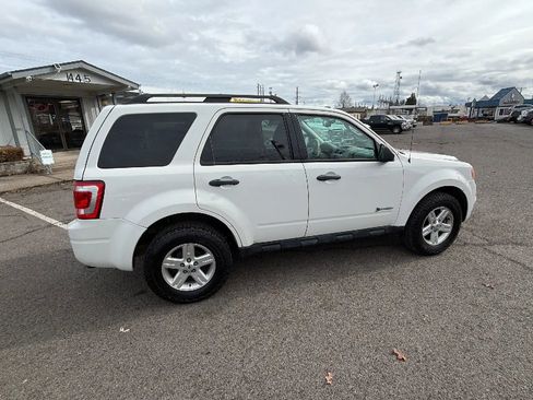 Used 2010 Ford Escape Limited image 3