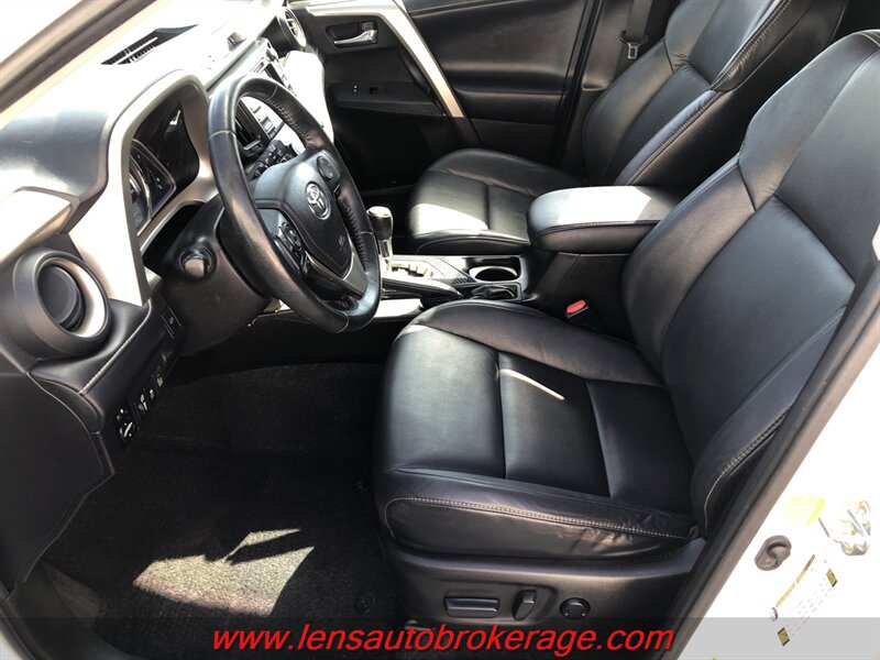 Used 2015 Toyota RAV4 Limited w/ Technology Package FWD image 11