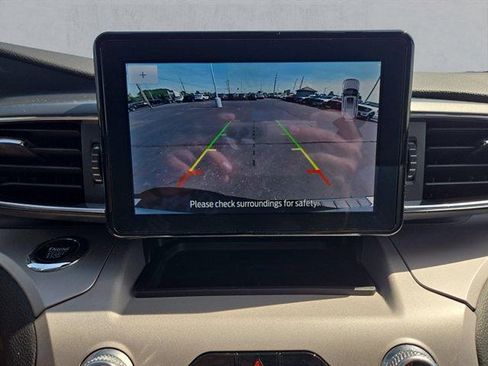 Certified 2023 Ford Explorer XLT w/ Equipment Group 202A AWD/4WD image 19
