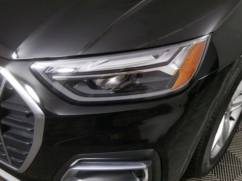 Used 2023 Audi Q5 2.0T Premium AWD/4WD image 12