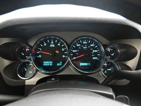 Used 2014 Chevrolet Silverado 2500 LT w/ Snow Plow Prep Package image 13