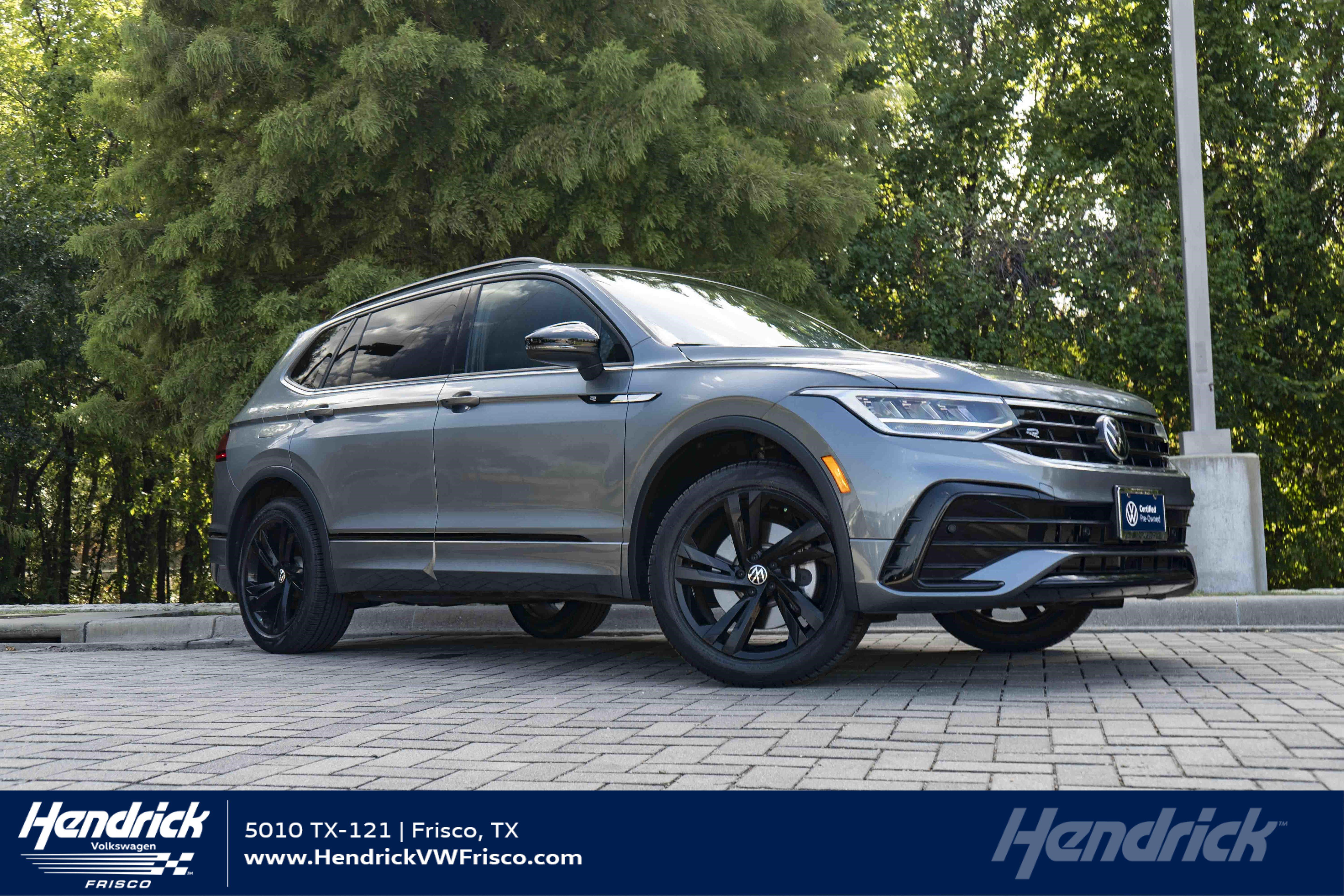 Certified 2024 Volkswagen Tiguan SE R-Line AWD/4WD image 1