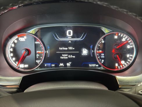 Used 2023 Chevrolet Traverse Premier w/ Redline Edition AWD/4WD image 27