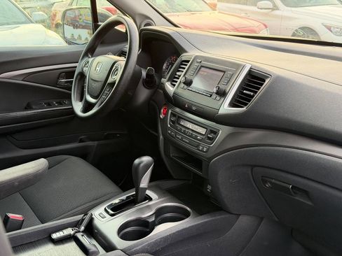 Used 2019 Honda Ridgeline Sport image 24