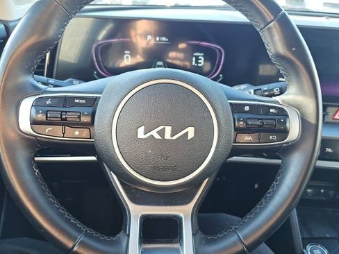 Certified 2023 Kia Sportage EX image 17