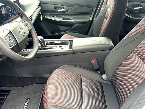 New 2026 Nissan Sentra SR w/ Floor Mat Package FWD image 10