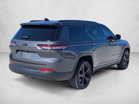 Used 2021 Jeep Grand Cherokee L Laredo image 5