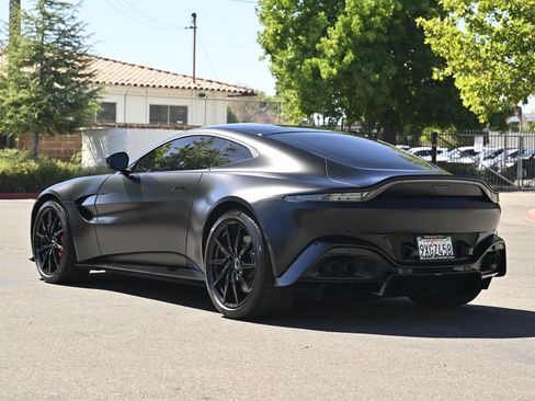 Used 2020 Aston Martin V8 Vantage Coupe RWD image 11