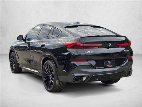 New 2026 BMW X6 xDrive40i w/ Climate Comfort Package image 7