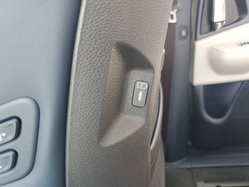 New 2026 Kia Carnival SX image 13