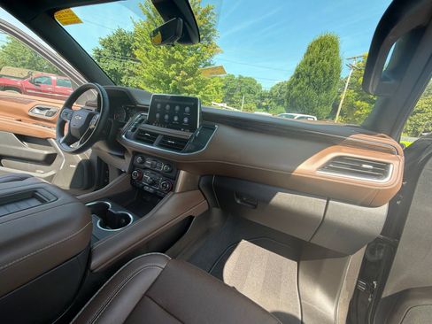 Used 2021 Chevrolet Tahoe High Country AWD/4WD image 31