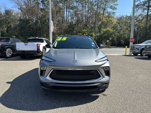Used 2025 Buick Encore GX Sport Touring w/ Comfort Package image 11
