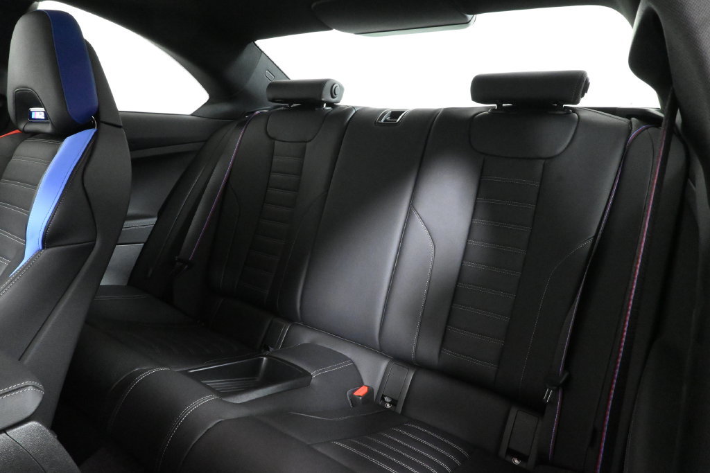 Used 2026 BMW M2 w/ Lighting Package RWD image 7