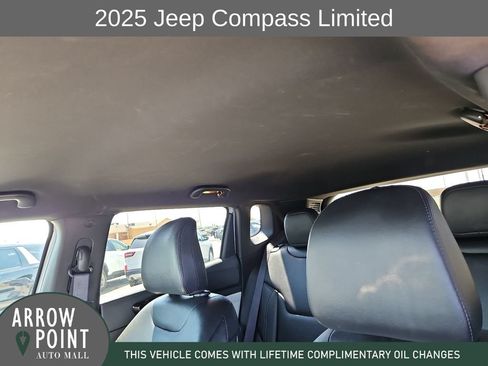 Used 2025 Jeep Compass Limited AWD/4WD image 22