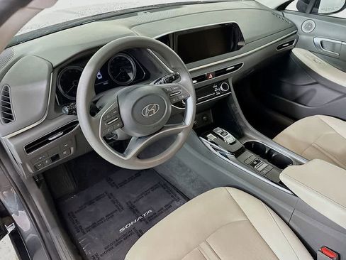 Used 2023 Hyundai Sonata SEL image 2