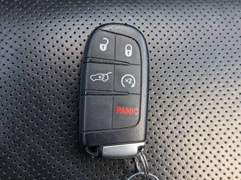 Used 2024 Dodge Durango GT AWD/4WD image 32
