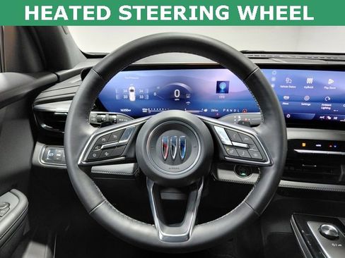 Used 2025 Buick Enclave Preferred image 7