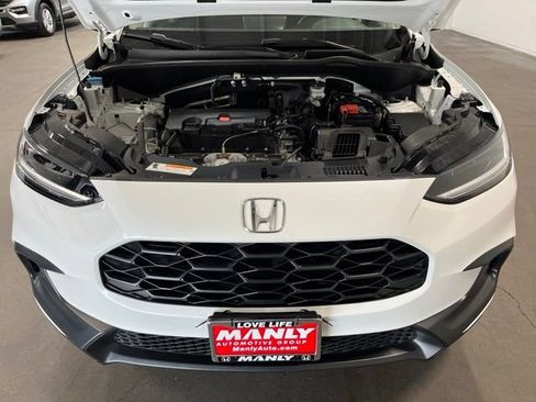 Used 2023 Honda HR-V LX image 9