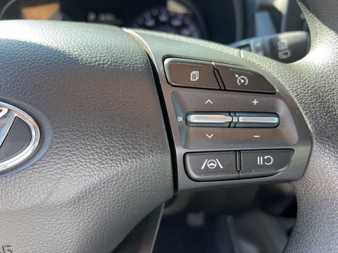 Used 2023 Hyundai Kona SEL image 14