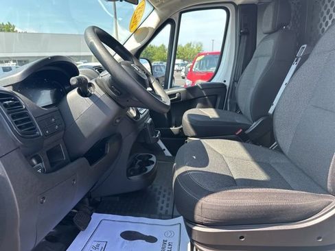 Used 2023 RAM ProMaster 2500 image 10