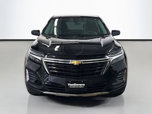 Used 2024 Chevrolet Equinox LT FWD image 2