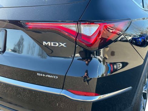 Used 2023 Acura MDX SH-AWD w/ Technology Package image 8