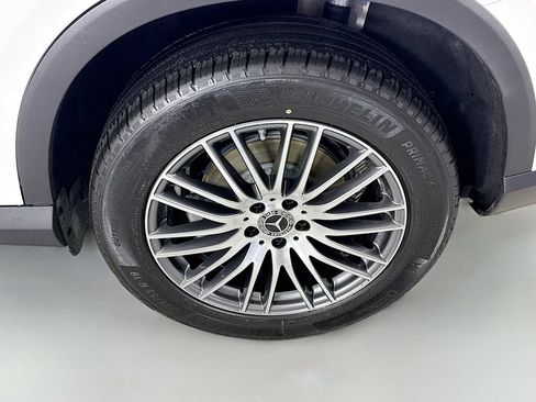 Used 2026 Mercedes-Benz GLC 300 4MATIC image 30