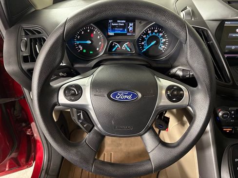 Used 2015 Ford Escape SE w/ Equipment Group 201A image 17