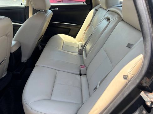 Used 2015 Chevrolet Impala LTZ FWD image 9