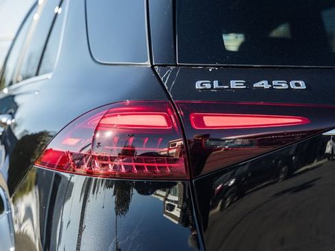 New 2026 Mercedes-Benz GLE 450 4MATIC image 7