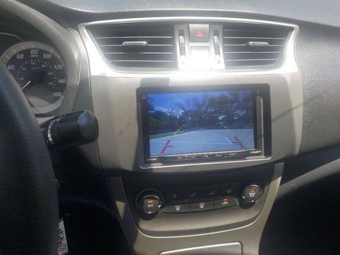 Used 2014 Nissan Sentra SV FWD image 31