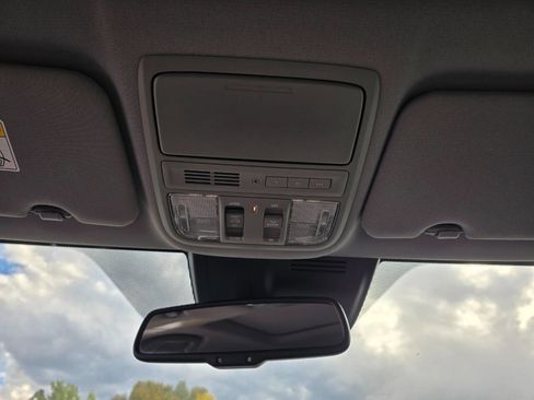 Used 2017 Honda CR-V EX-L image 24