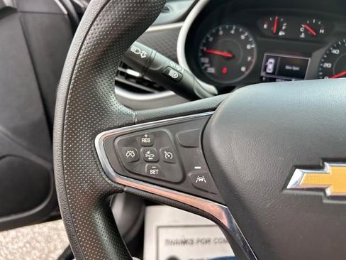 Used 2023 Chevrolet Malibu LT image 22