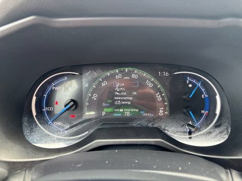 Used 2023 Toyota RAV4 LE AWD/4WD image 13