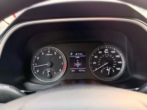 Used 2019 Hyundai Tucson SE image 26