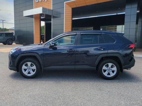 Used 2020 Toyota RAV4 XLE w/ All Weather Liner Package AWD/4WD image 7
